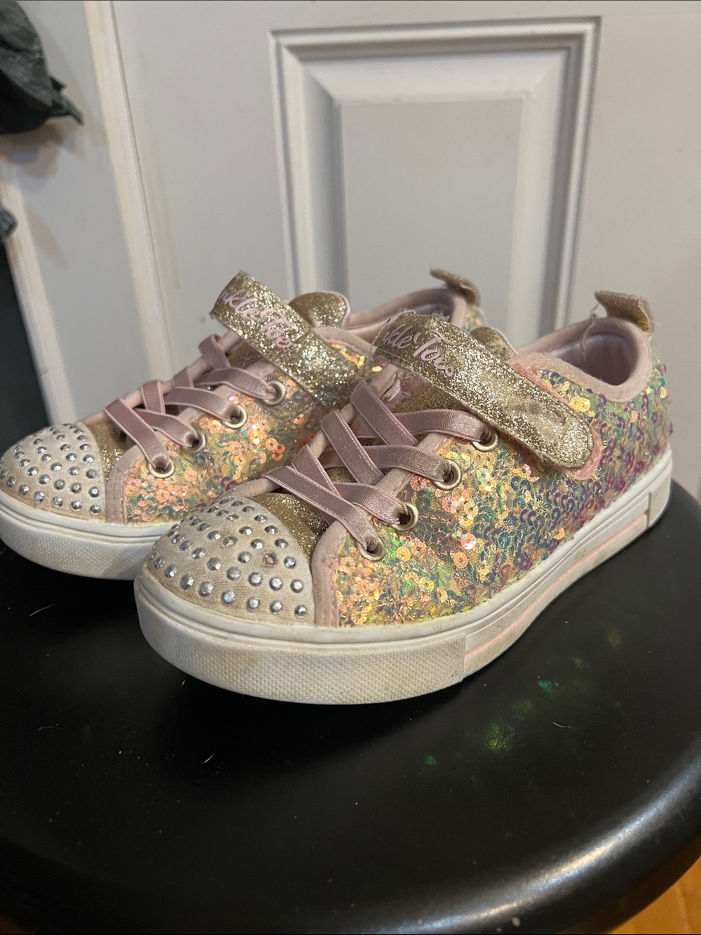 Skechers Girls Iridescent Sequin Sneakers in Pink and Gold